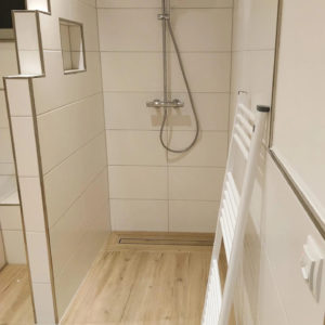 Weiße Wandfliesen für Küche oder Badezimmer Kera24