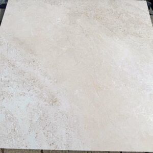 Produktbild der Terrassenplatte Metroline creme beige 60x60x2 Feinsteinzeug glasiert