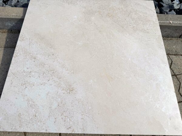 Produktbild der Terrassenplatte Metroline creme beige 60x60x2 Feinsteinzeug glasiert