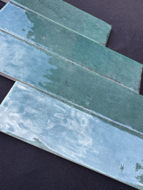 Produktbild für die Fotogalerie glänzenden Wandfliese Marazzi Lume Emerald Lux