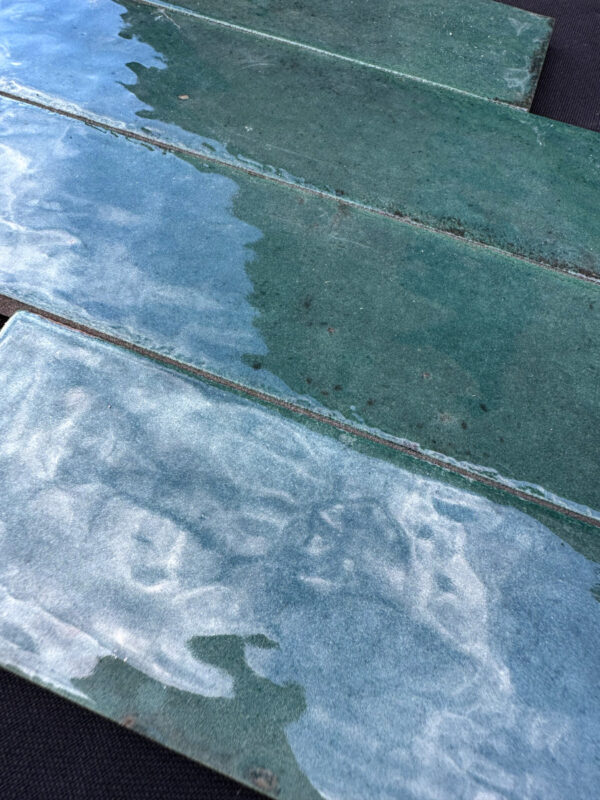 Produktbild für die Fotogalerie glänzenden Wandfliese Marazzi Lume Emerald Lux