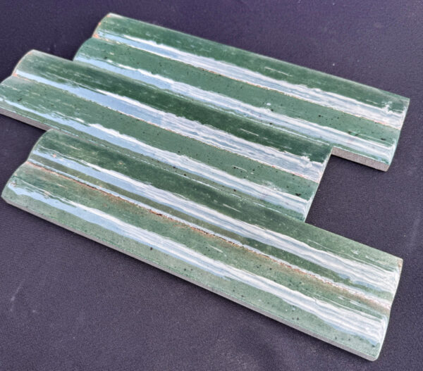 Produktbild für die Fotogalerie glänzenden Wandfliese Marazzi Lume Green Struttura 3d Swing