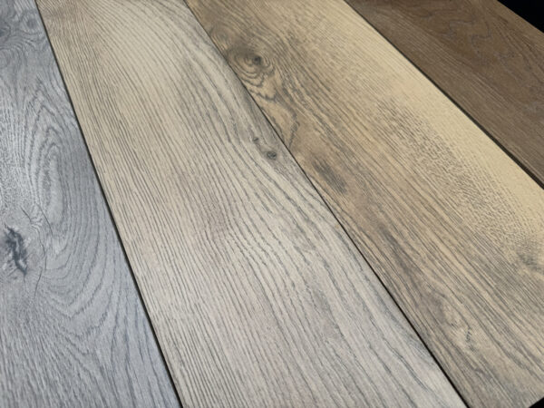 Alle vier Farben der Holzoptikserie Ligna