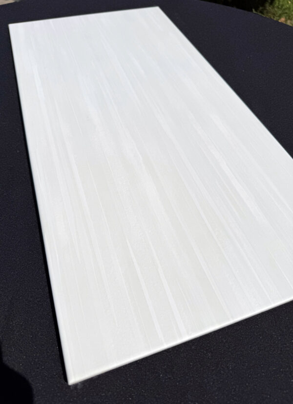 Produktbild der Wandfliese Laniea 30x60 Weiss-Grau Steingut